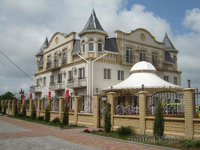 Отель Афина,  Бердянск | Отдых на Азовском море 