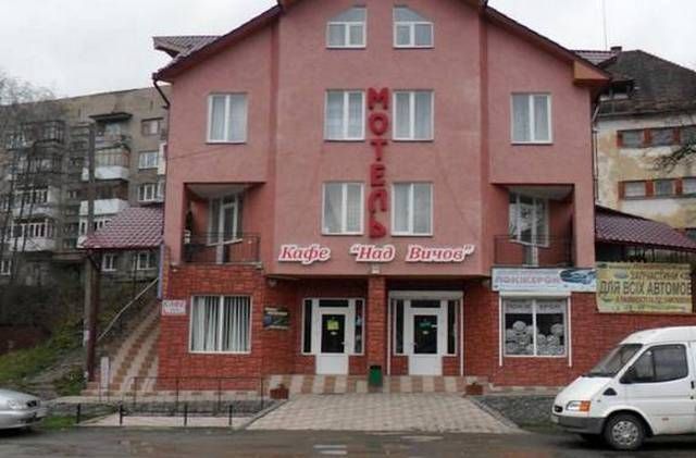 Над Вичов