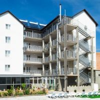 Молодежная, 7